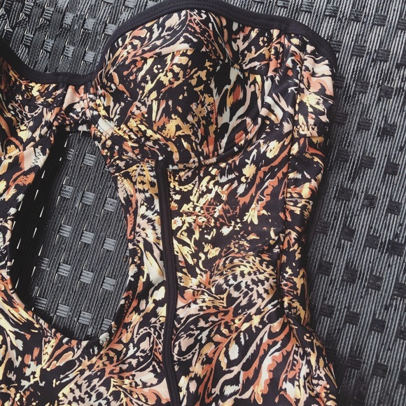 Insight bathing suit - Picture 2 of 5